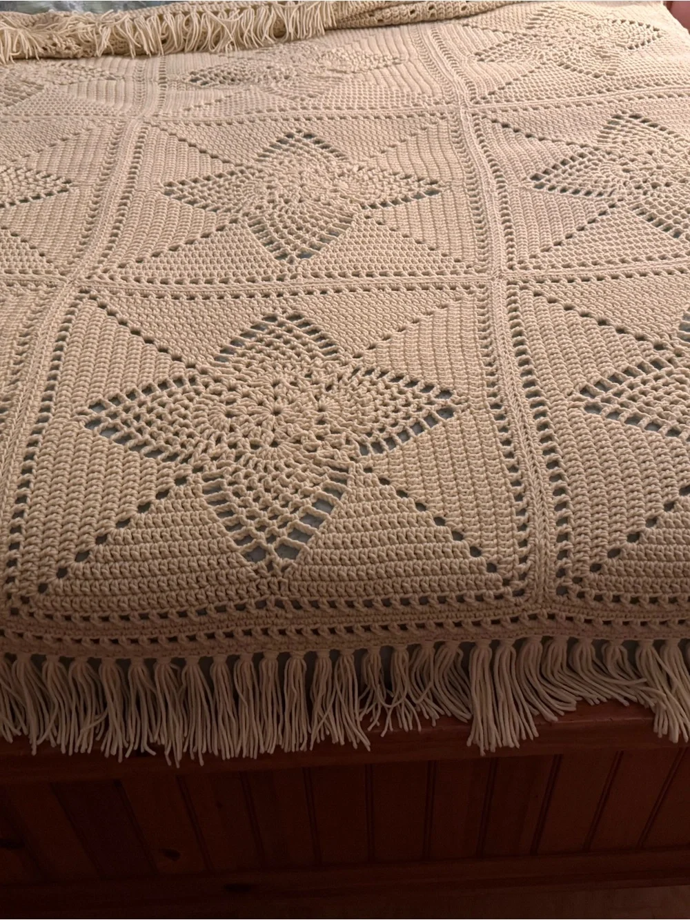 Handmade Crochet Star Throw Blanket - Cream Fringe